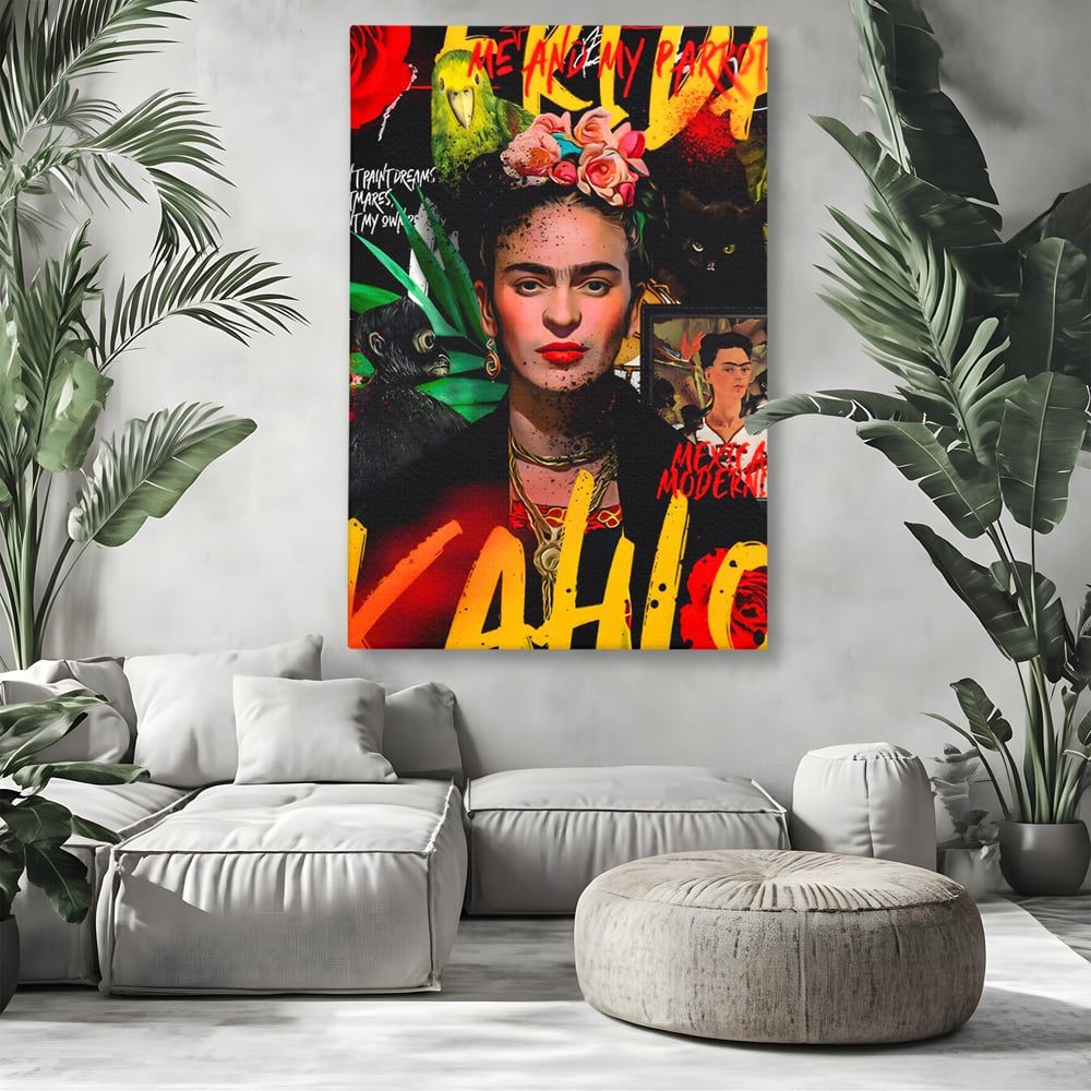 Tablou canvas cu tablou canvas portret frida kahlo, fara rama, pe sasiu de lemn, pe perete intr-un living